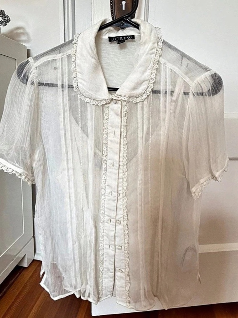 J.Crew - White Lace-trim short-sleeve button-up top in cotton voile , size 6